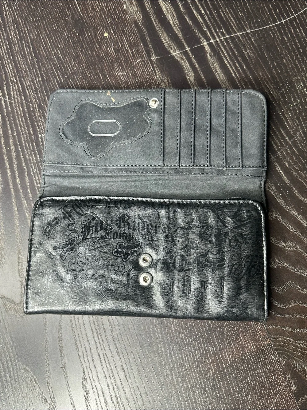Fox brand - Black Women's Trifold Wallet w Silver Logo